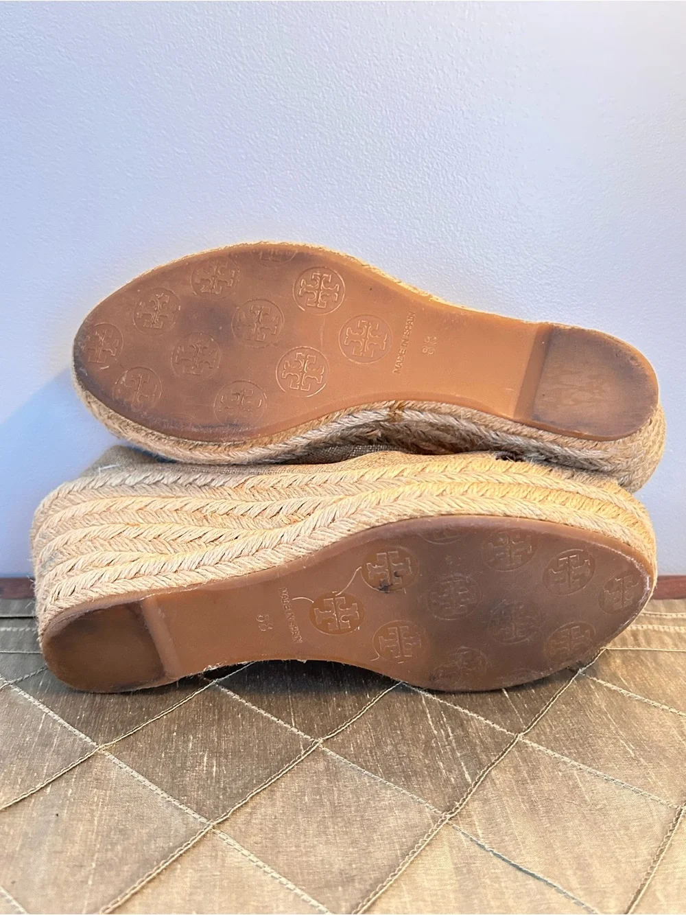 Tory Burch Filipa Gold Shimmer Beige Espadrille Wedge Peep-Toe Size 8